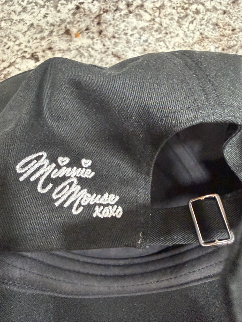 Disney Black Minnie Ear Hat with Red Sequin Bow - Picture 2 of 4